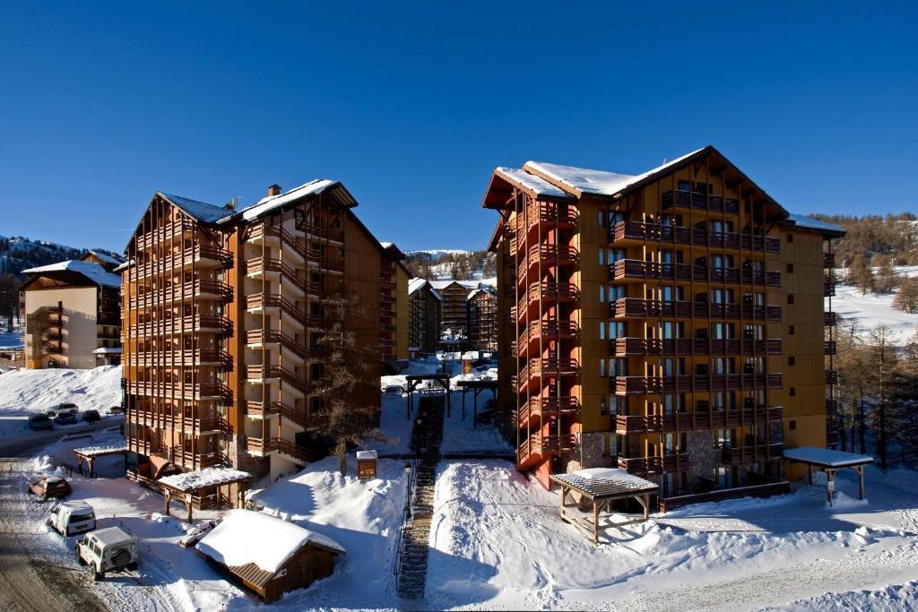 Castor & Pollux Risoul Exterior foto